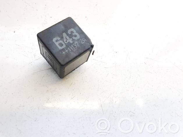 Autres relais   8K0951253,V23136B6X72,8K0951253,V23136B6X72