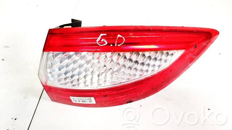 Ford Mondeo MK IV Luci posteriori 