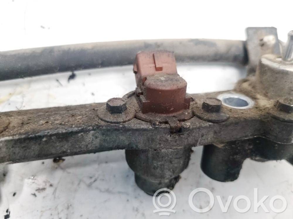 Inyector de combustible   97MFBA,97MFBA