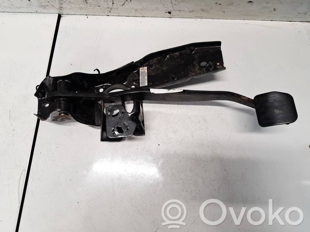 Ford Mondeo MK IV Pedal de embrague 