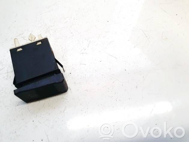 Audi A4 S4 B5 8D Interruttore parabrezza/alzacristalli 