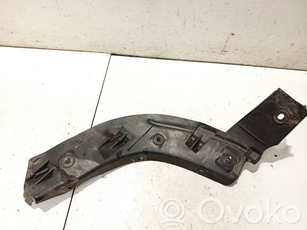Rear bumper mounting bracket   5P0807375A,5P0807375A