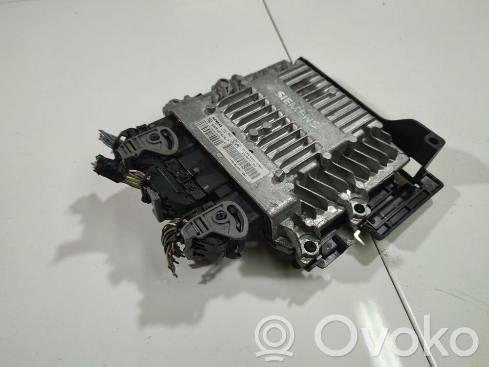 Peugeot 407 Engine control unit/module 