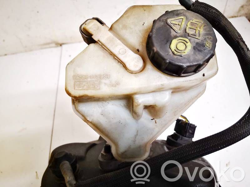 Volvo XC70 Serbatoio di compensazione del liquido del freno 
