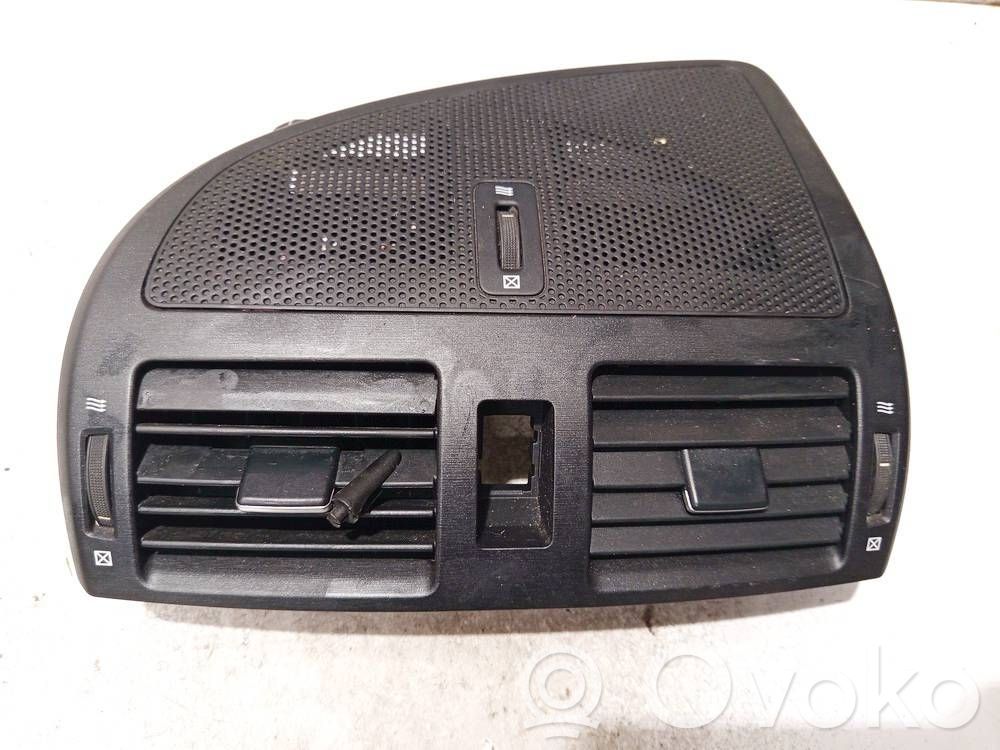 Toyota Avensis T270 Griglia di ventilazione centrale cruscotto 