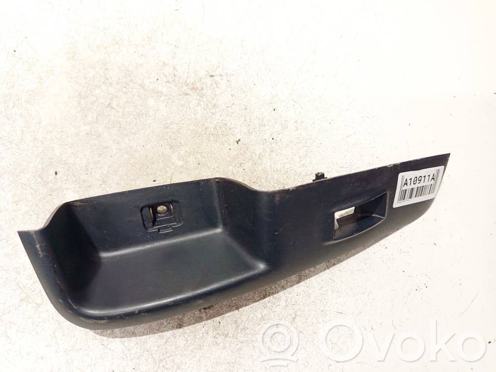 Peugeot 4007 Rivestimento pulsantiera finestrino della portiera anteriore