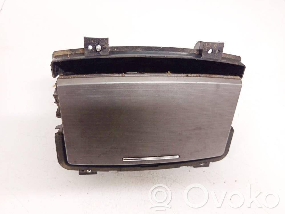 Subaru Outback Posacenere auto 