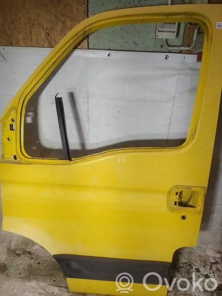 Iveco Daily 30.8 - 9 Ușă față 