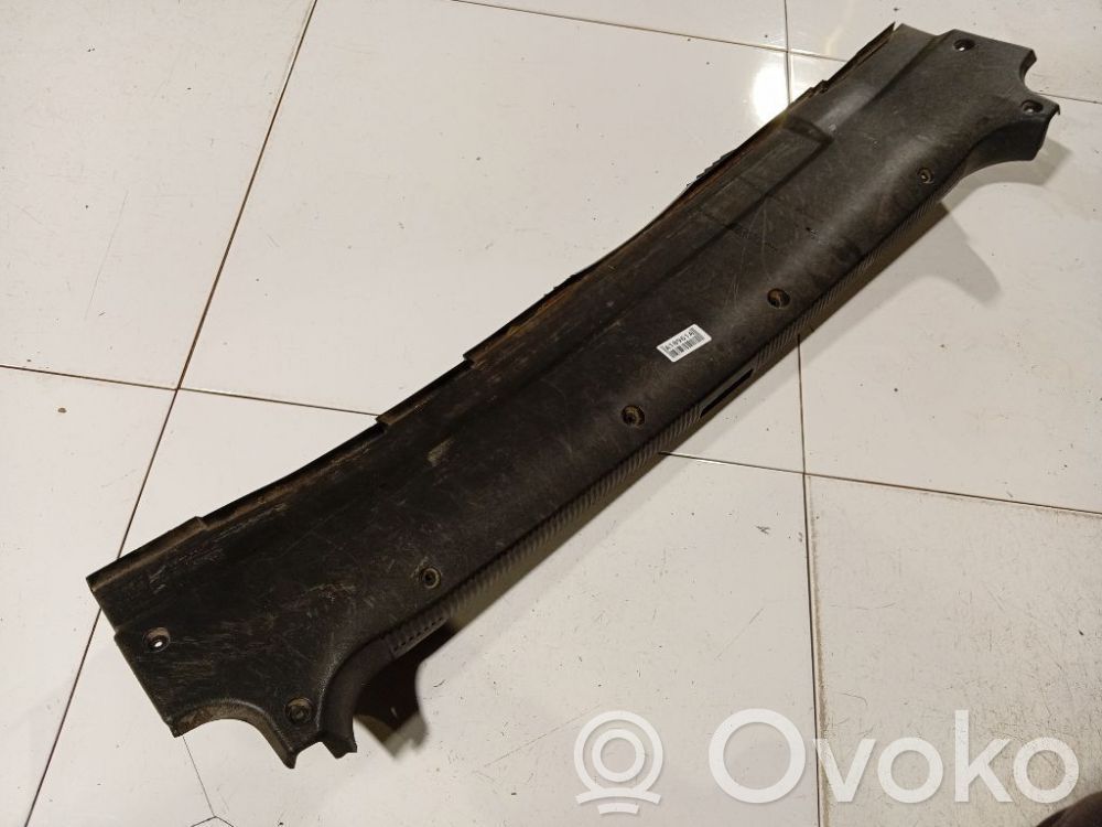 Audi A4 S4 B5 8D Inne elementy wykończenia bagażnika 