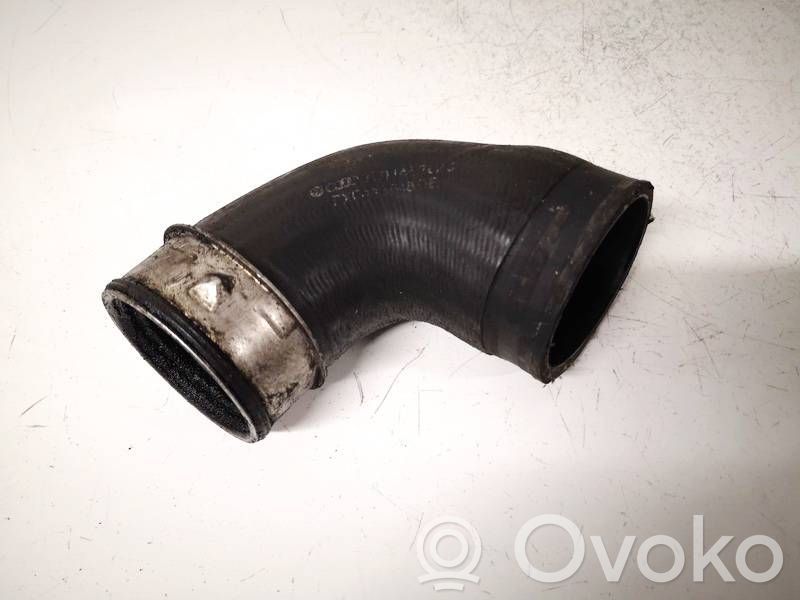 Volkswagen Golf V Furtun/conductă intercooler 