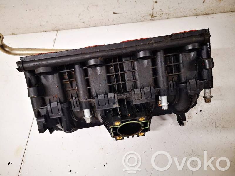 Opel Corsa B Colector de admisión 
