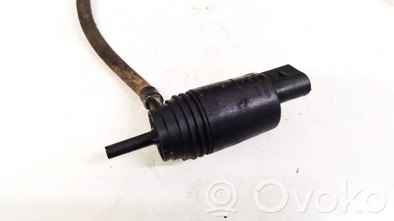 Windscreen/windshield washer pump   67128377612,67,128377612,67128377612