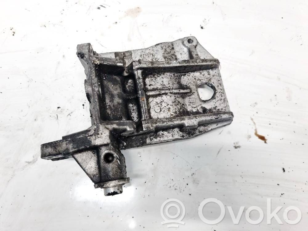 Subaru B9 Tribeca Halterung Lager Motor 