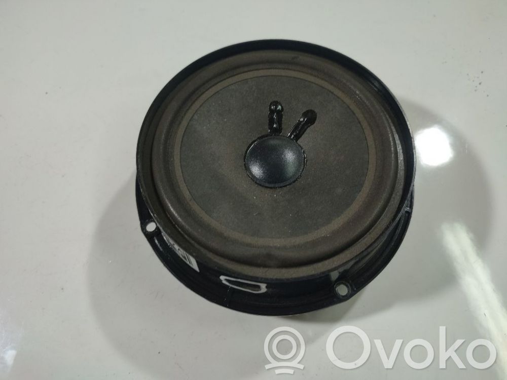 Volkswagen PASSAT B6 Altoparlante portiera anteriore 