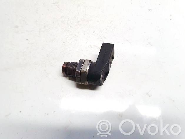 BMW 7 E65 E66 Kraftstoffdrucksensor 