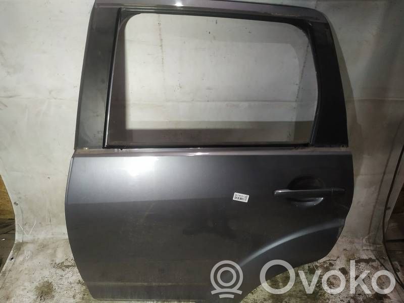 Mitsubishi Outlander Galinės durys