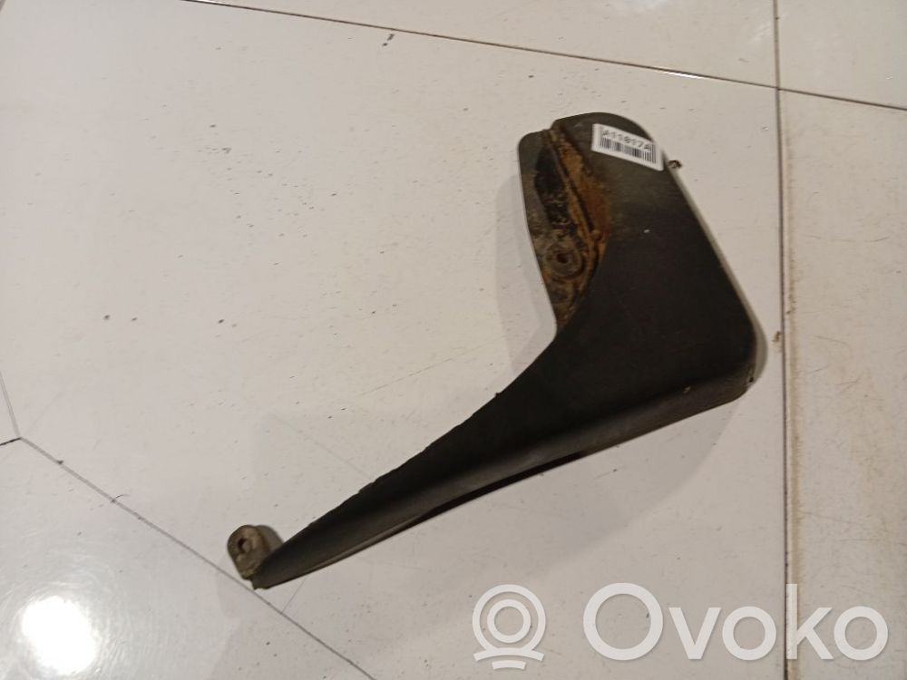 Guardabarro delantero   4M5J28371BA,4M5J28371BA,4M5J28371BA,D33MA