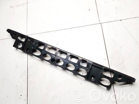 Volkswagen PASSAT B6 Support de pare-chocs arrière