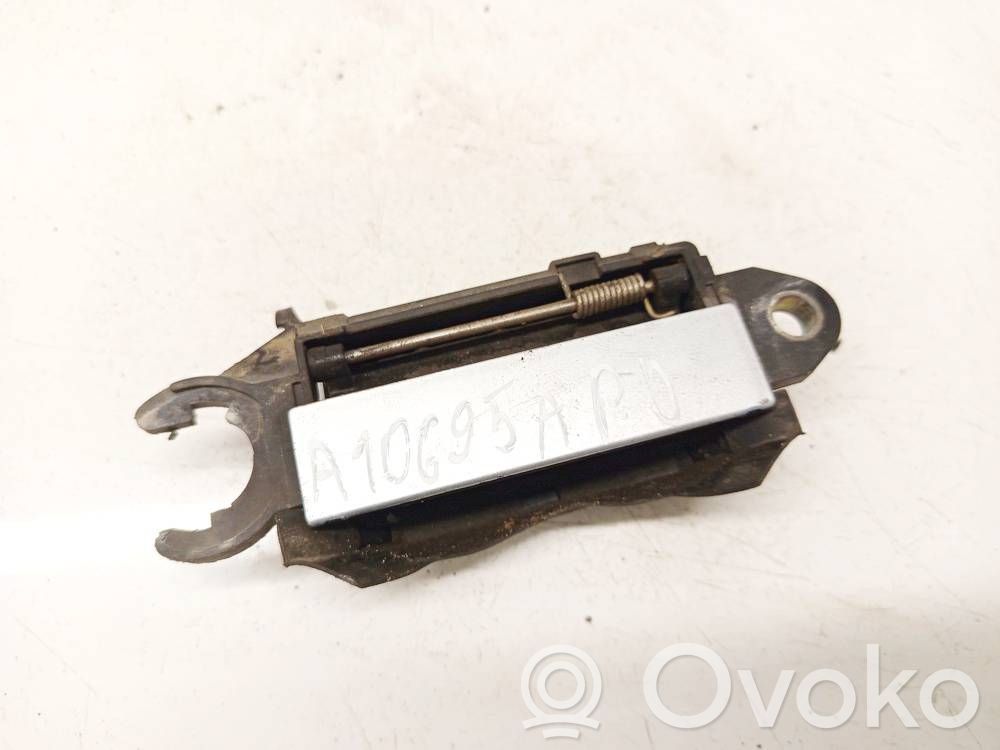 Audi A4 S4 B5 8D Maniglia esterna per portiera anteriore 