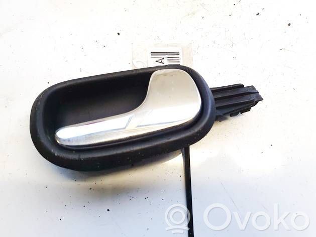 Audi A4 S4 B5 8D Poignée intérieure de porte arrière