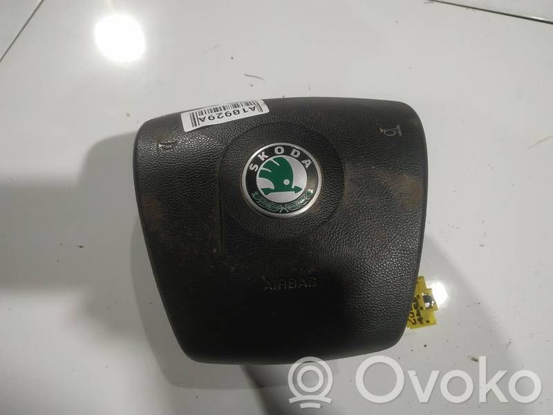 Skoda Roomster (5J) Airbag dello sterzo 