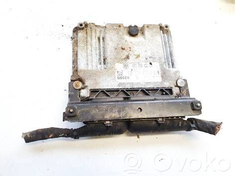 Unidad de control/módulo del motor   03G906021LR,0281013260,0281013260,03G906021LR
