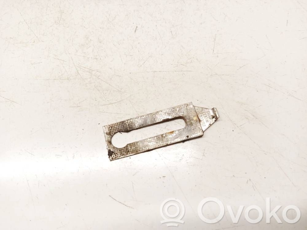 Audi A4 S4 B5 8D Altra parte esteriore 
