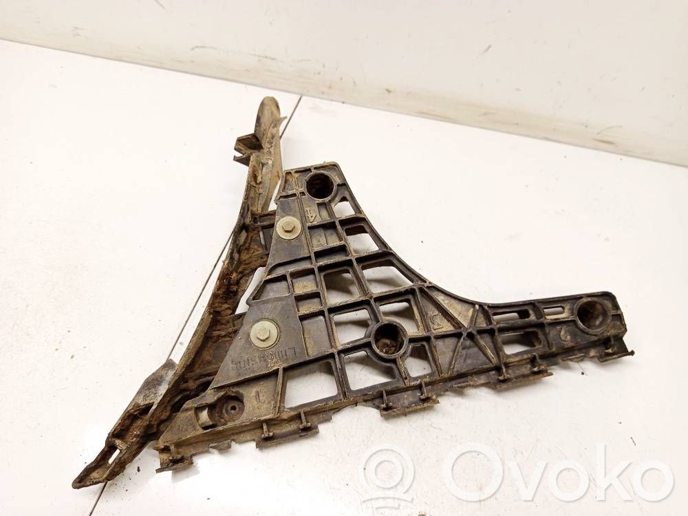 Audi A4 S4 B5 8D Suport montare bară spate