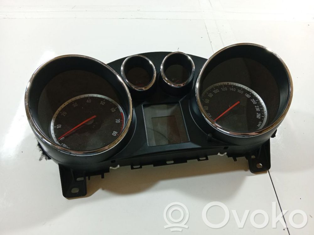 Opel Astra J Tachimetro (quadro strumenti)