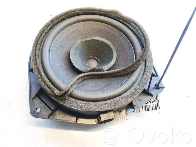 Toyota Avensis T250 Altoparlante portiera anteriore