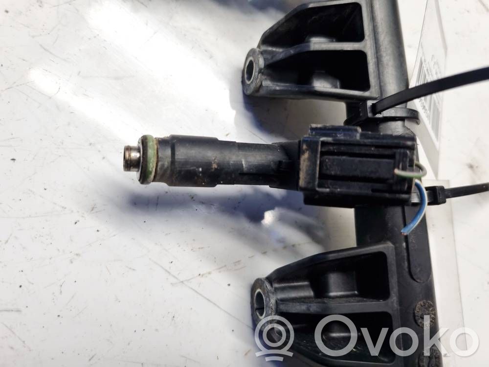 Volkswagen Fox Inyector de combustible 