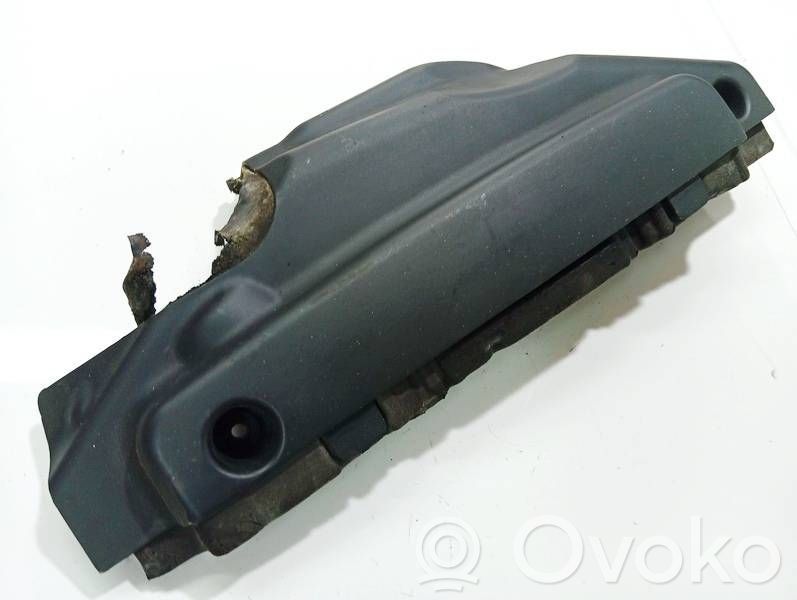 Couvercle cache moteur   111477889120,111477889120,111477889120,111477889120
