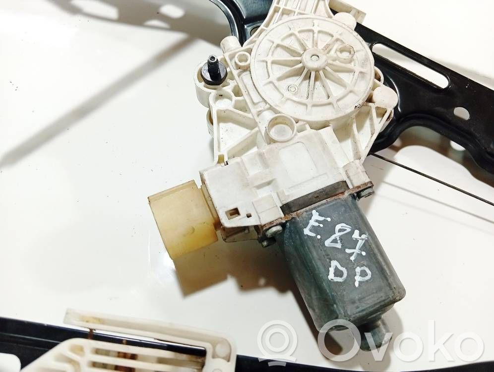Motor del regulador de la ventanilla de la puerta delantera   0130822227,0130822227