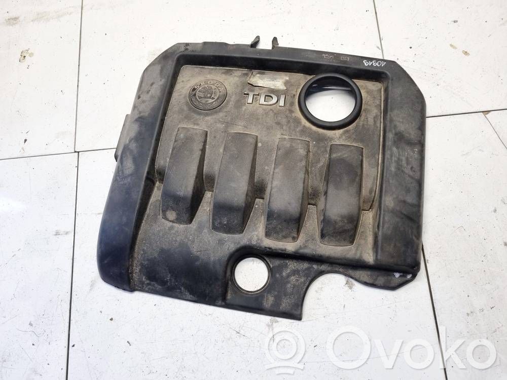Skoda Octavia Mk2 (1Z) Couvercle cache moteur