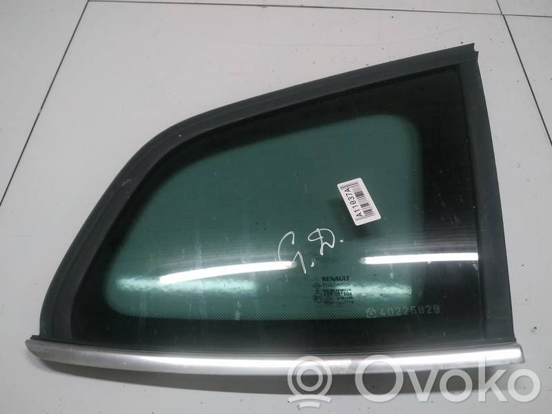 Renault Laguna III Finestrino laterale posteriore