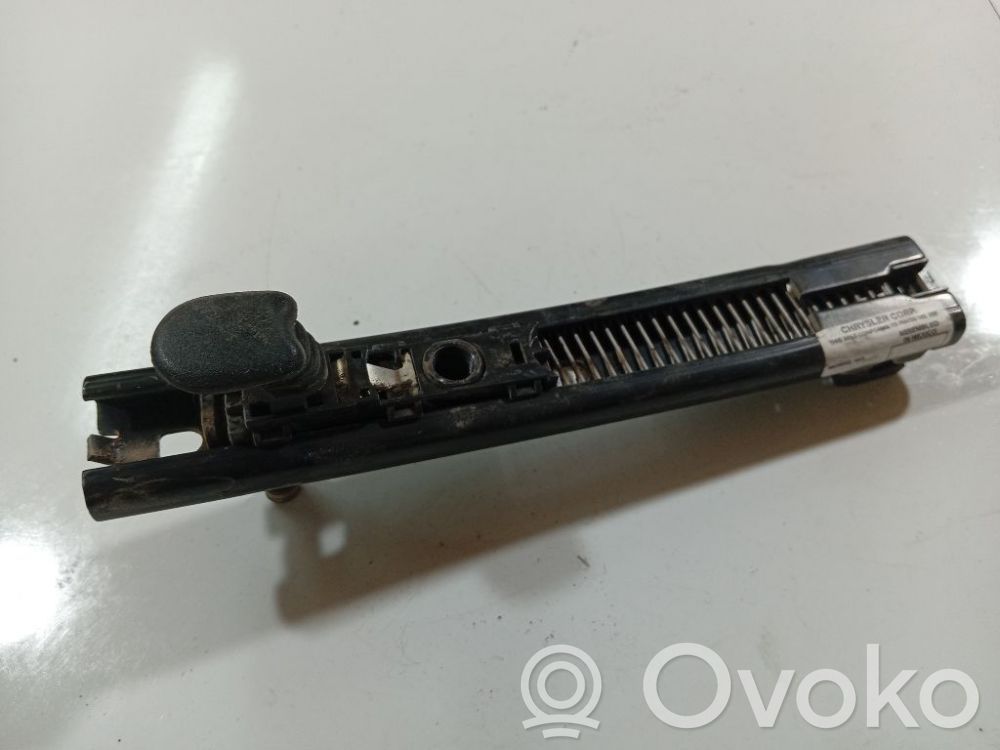 Chrysler Voyager Șină reglare centură de siguranță 