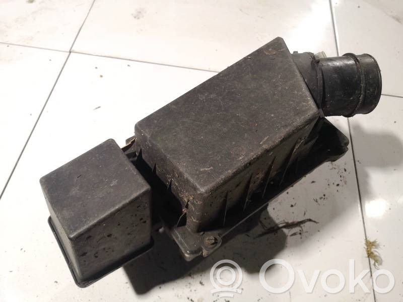 Ford Focus Air filter box 