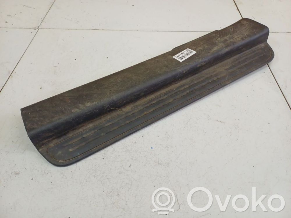 Chevrolet Captiva Front sill trim cover 