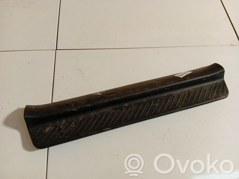 Mazda 3 I Capac prag față 