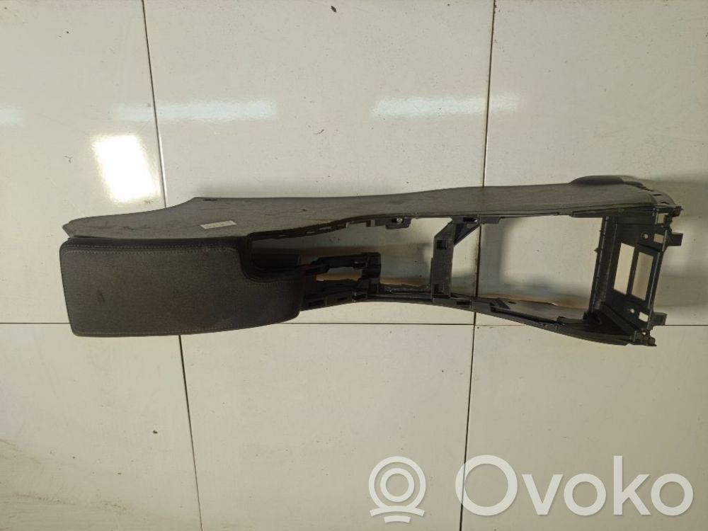Renault Megane III Armrest 