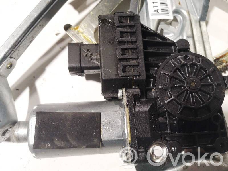Opel Astra H Motor macara geam ușă față 