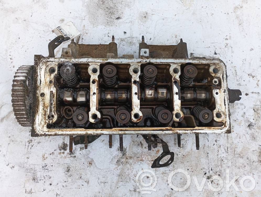 Citroen Saxo Engine head 