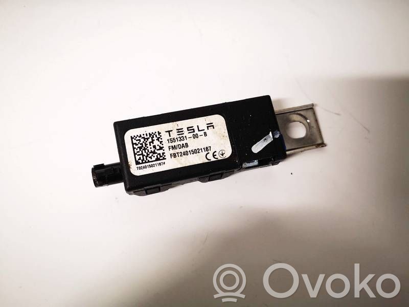 Tesla Model Y Unidad de control de la antena 