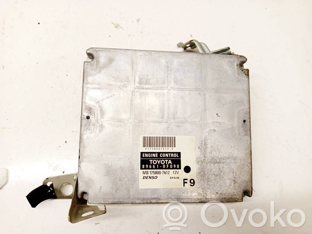 Toyota Corolla Verso AR10 Unitate/modul de control motor 
