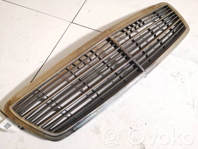 Mercedes-Benz C W203 Grilă față
