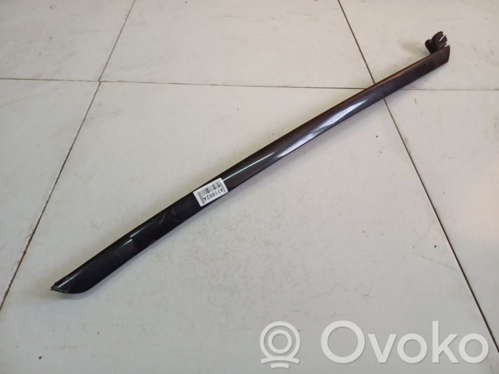 Citroen C4 I Etuoven lasin muotolista 