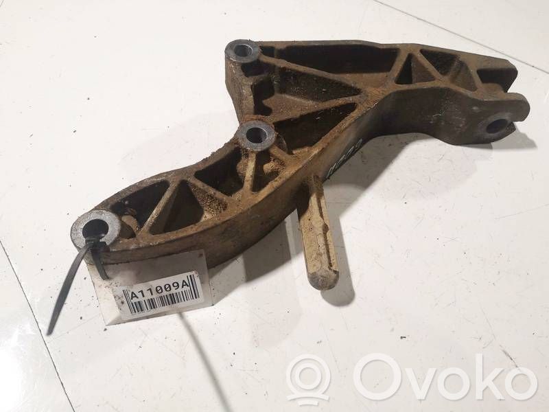 Opel Zafira B Suport motor 