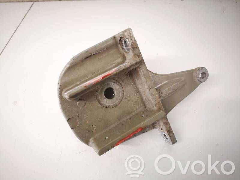 Tesla Model S Engine mounting bracket 