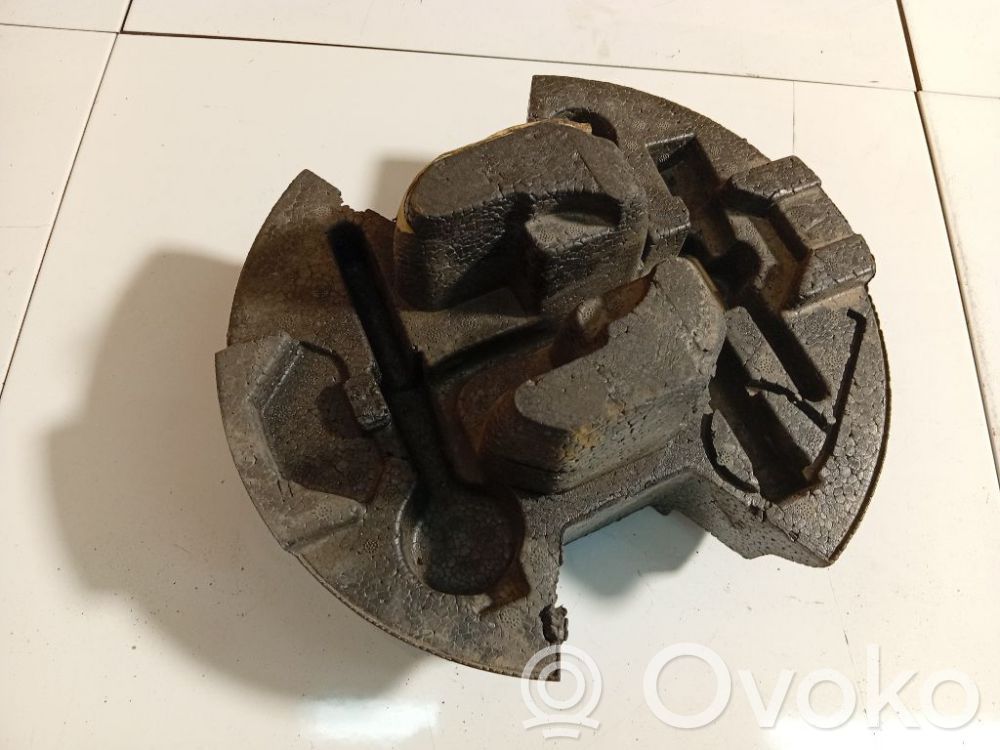 Peugeot 406 Отделка отсека запасного колеса 