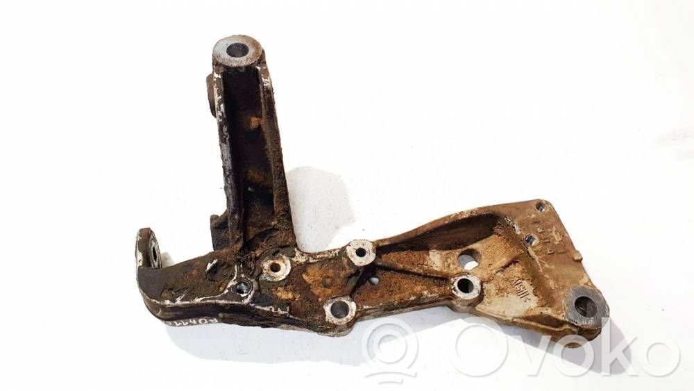 Audi A3 S3 8P Braccio di controllo sospensione anteriore inferiore/braccio oscillante